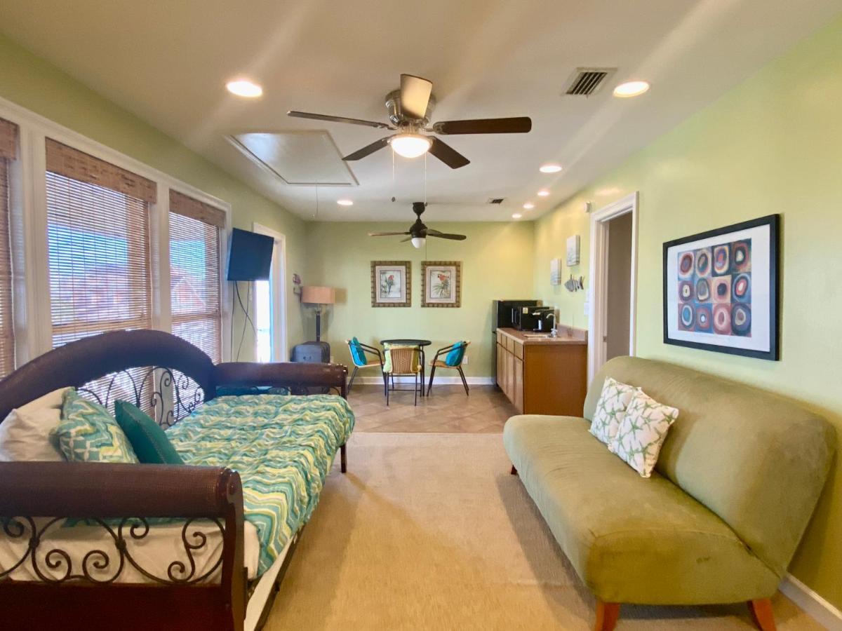 Pelican Pass By Albvr - Great Home On Little Lagoon And Just Steps To The Beach Gulf Shores Kültér fotó